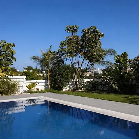 Pearl St Elias Views - Family Paradise Villa