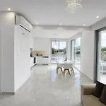 Villa Pearl St Elias Views - Family Paradise *